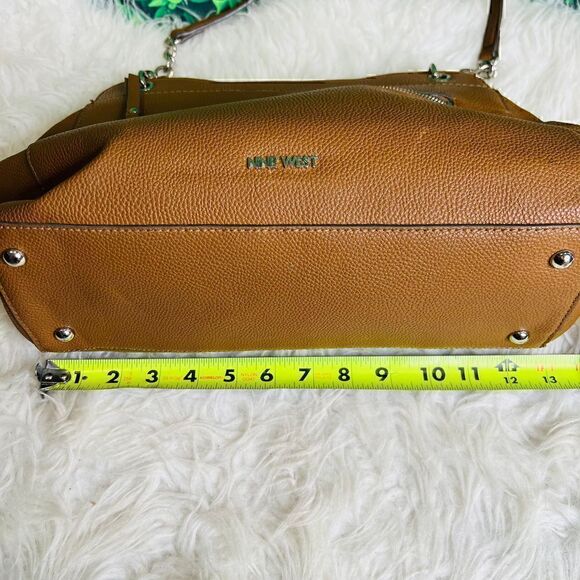 Nine West brown camel color shoulder bag - Picture 7 of 16